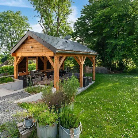 Spacious In Freyneux With Garden *
