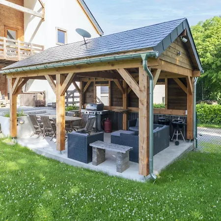 Spacious In Freyneux With Garden Freineux