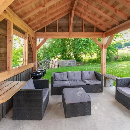 Spacious In Freyneux With Garden Βίλα