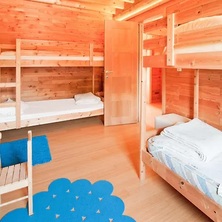 In Freyneux With Garden Вилла