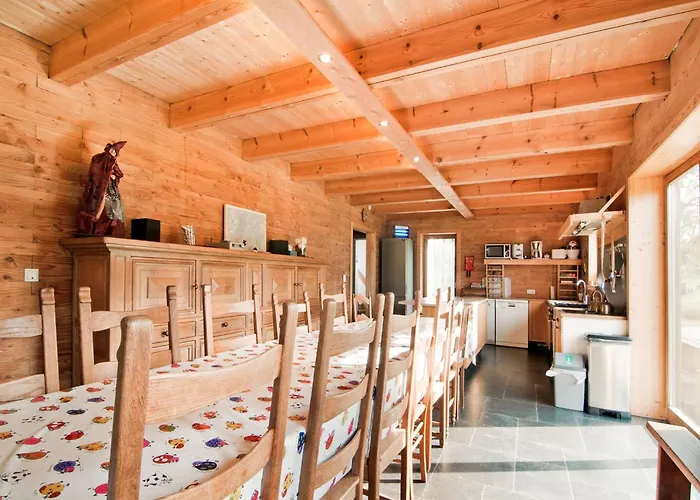 In Freyneux With Garden