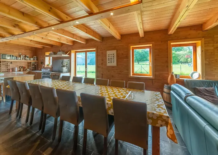 Villa In Freyneux With Garden *