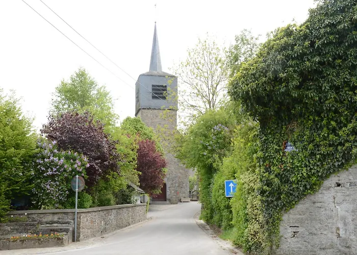 In Freyneux With Garden * Freineux